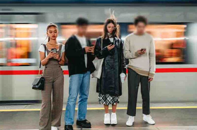 Digital-Addiction-Social-Problem