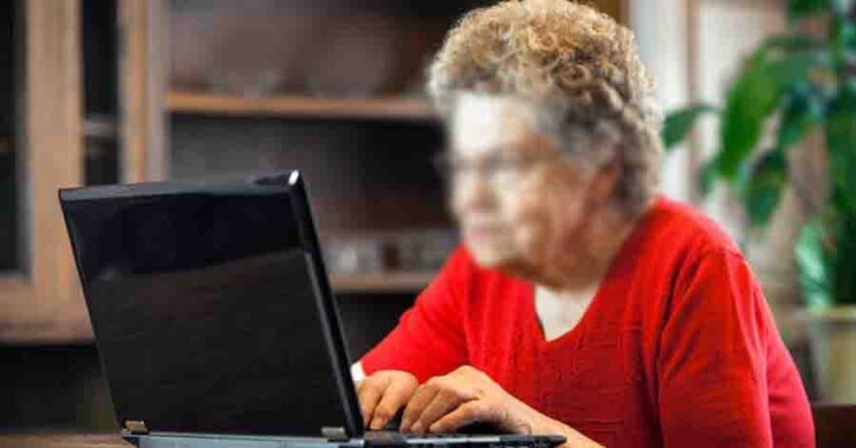 Digital Addiction and the Elderly