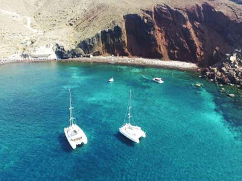Santorini: Enjoy a Budget-Friendly Holiday in 1 One of Greece’s Top Destinations