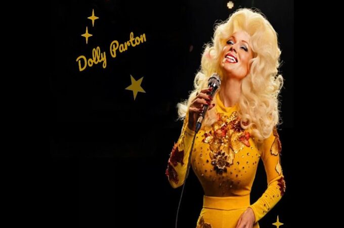 Young Dolly Parton singing